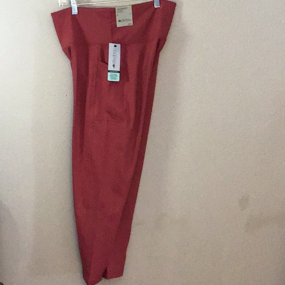 Ideology pockets at side  great brilliant color high rise large